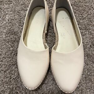 Vince Elegant Cream Women's Shoes